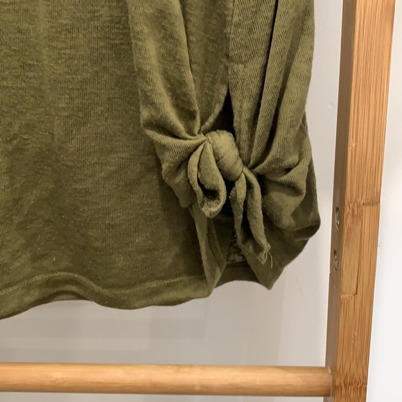 ASOS green tie detail tshirt - Picture 2 of 4